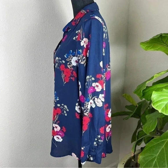 Sugar Pop Women’s Floral loose fitting button down blouse Size XXL - Picture 4 of 9